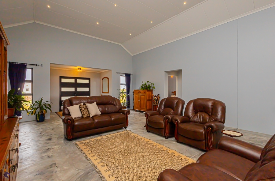 4 Bedroom Property for Sale in Long Acres Country Estate Western Cape